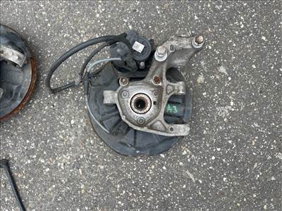 AUDI A3 8V1 Bal hátsó Csonkállvány Kerékaggyal 014526