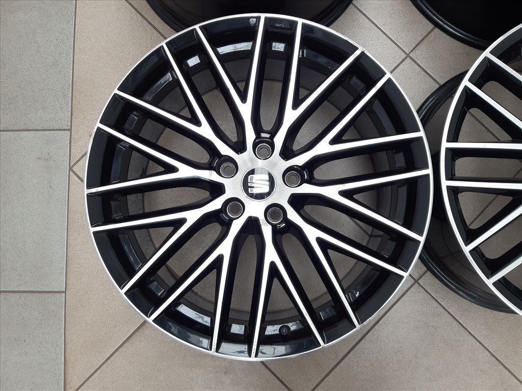  5x112 Seat gyári alufelni 8x19 ET50 Cupra Altea Leon  Toledo 3. kép