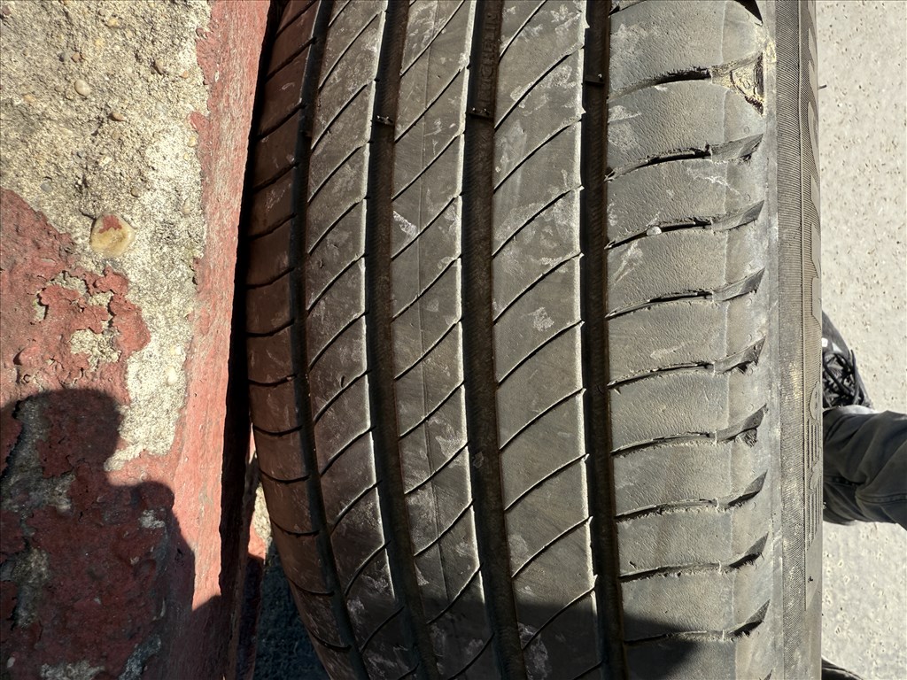 Skoda Octavia gyári 7x17-es 5x112-es ET46 könnyűfém felni garnitúra eladó 6. kép