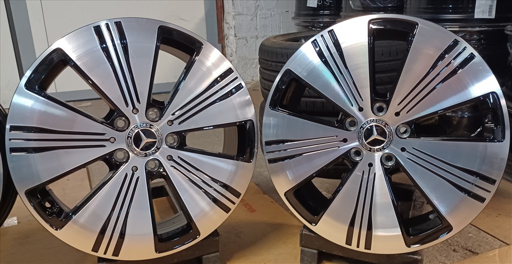 Gyári Mercedes W243 EQA EQB alufelni 5x112 7,5x18 ET53,5 4db 4. kép