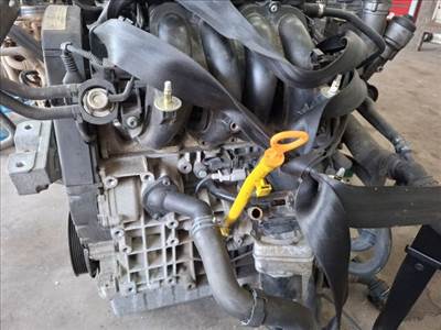 Audi A3 (8L) 1.6 Komplett Motor (Segédberendezésekkel) 3182 akl0