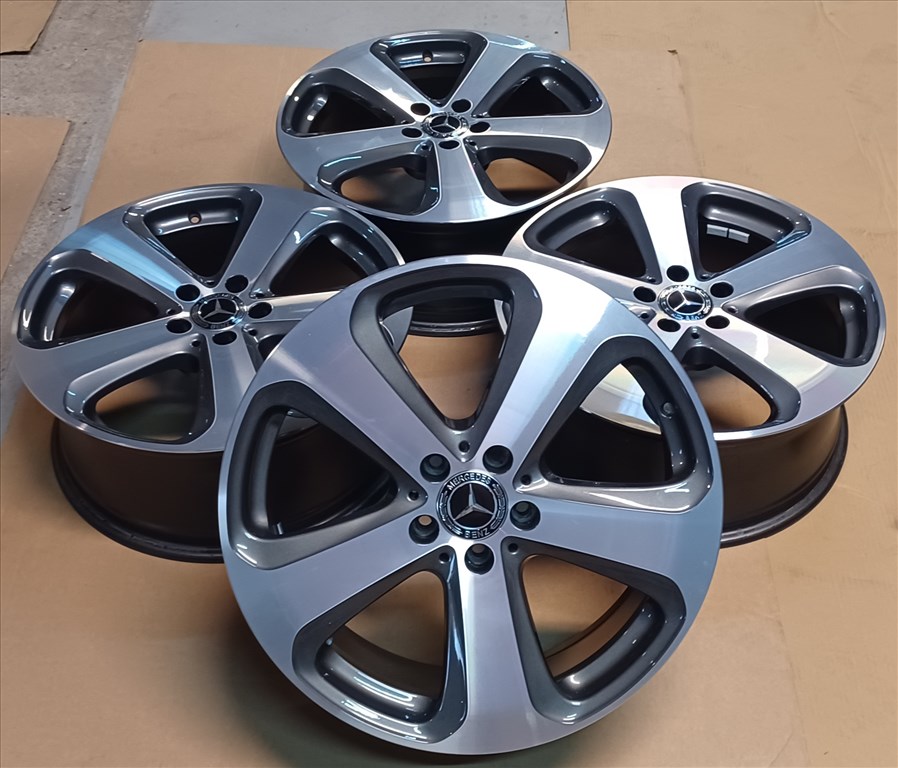 Mercedes W253 GLC klasse alufelnik 5x112 8x19 ET38 4db 2. kép