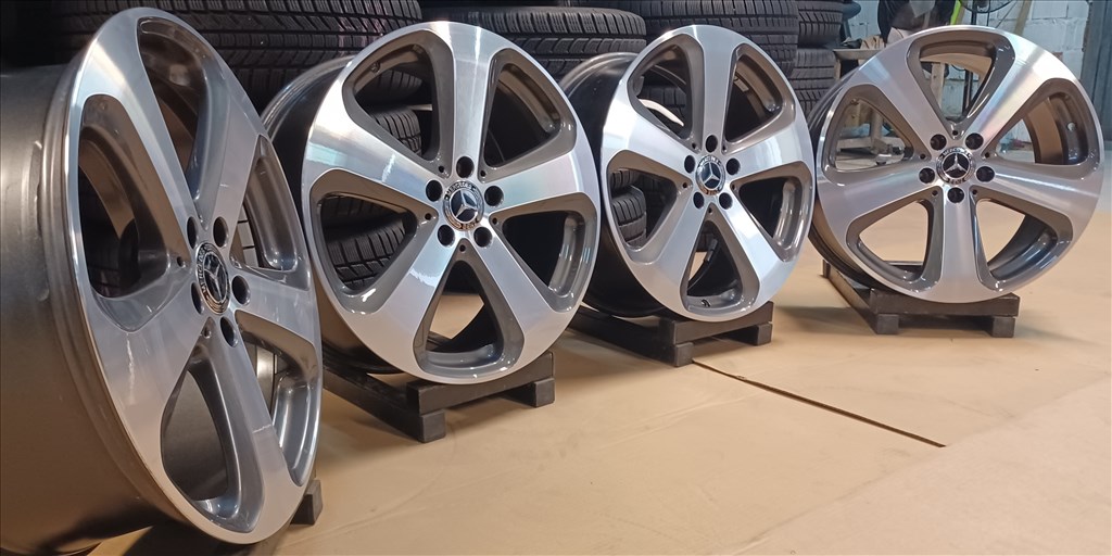 Mercedes W253 GLC klasse alufelnik 5x112 8x19 ET38 4db 7. kép