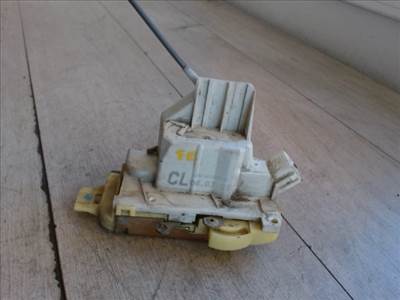 FORD FOCUS 98-04 Jobb első ajtó zárszerkezet központizáras