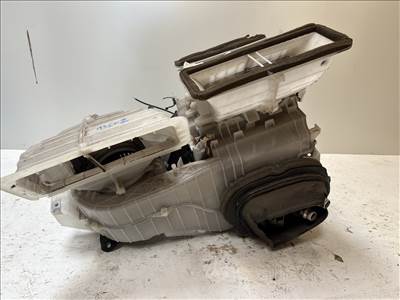 Opel Corsa D 2006-2014 Fűtésboksz Manual klímás 466113570