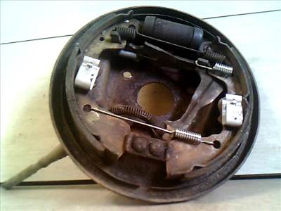 SUZUKI SWIFT 89-96 Bal hátsó fék alaplap 