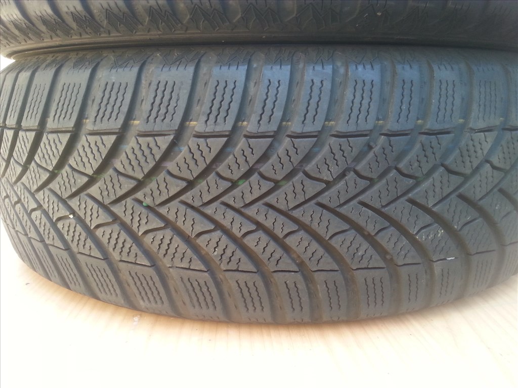  195/65R15 XL Semperit Speed-grip5 újszerű téli gumi 2 db 2. kép