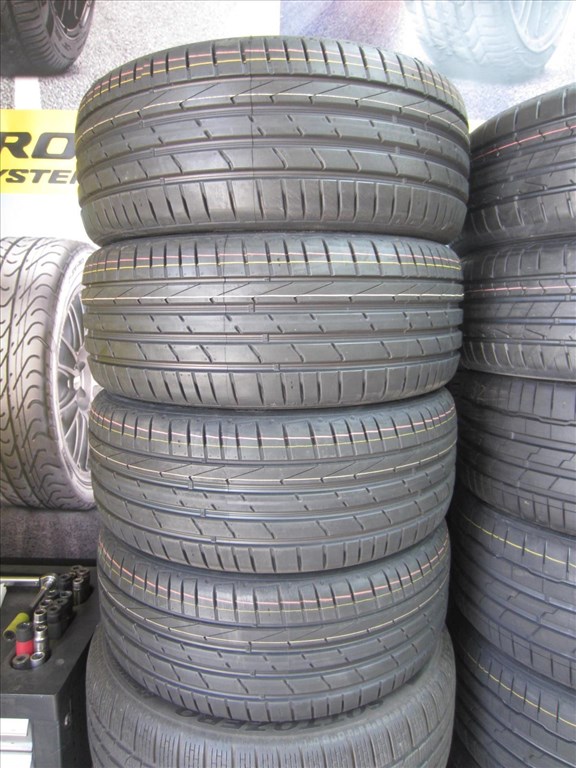  225/45 R18 HANKOOK S1 EVO2 HRS 91W 1. kép