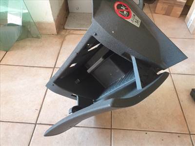 Opel Corsa D Kesztyűtartó  13205097