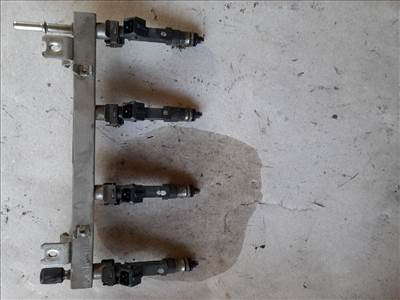 Opel Corsa C 1.4 Porlasztó (1 db) 1760 , 
