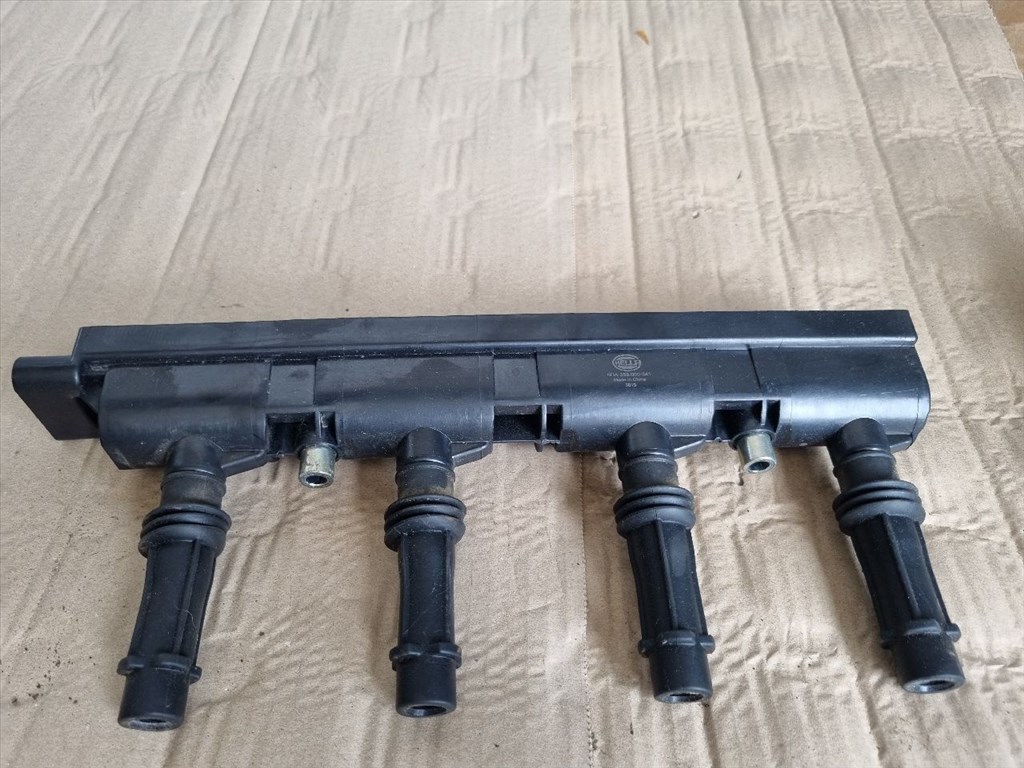 Opel Corsa E 1.4 ecoFlex Start&Stop Gyújtótrafó 8304 ,  hella5da35800034-B14NET 2. kép