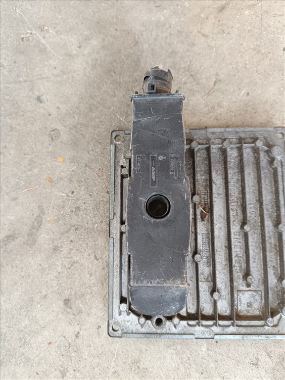 Ford Focus C-MAX 1.6 16V Motorvezérlő  7m5112a650afa 4. kép