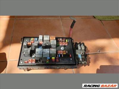 Opel Astra J, Opel Zafira C Biztosítéktábla RJ 13318783
