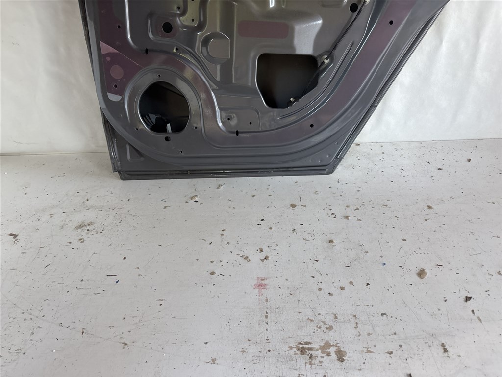 13289 Opel H astra Jobb hátsó Ajtó Grafit Z155 5 ajtós 5. kép