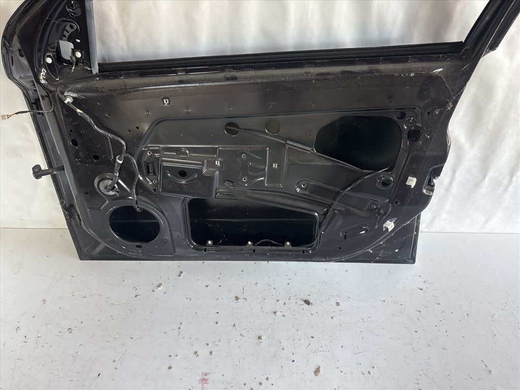 13201 Opel Astra H Jobb első  Ajtó Fekete  Z20R 5. kép