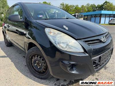 Hyundai i20 1.4CRDI bontott alkatrészei