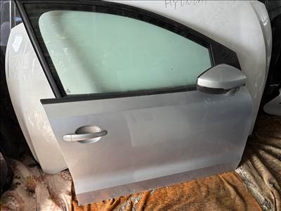 Volkswagen Polo V Jobb első ajtó LA7W 