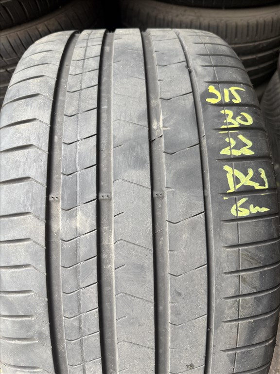 Pirelli P Zero 315/30 R22 6mm-es nyarigumi pár (2db) eladó 1. kép