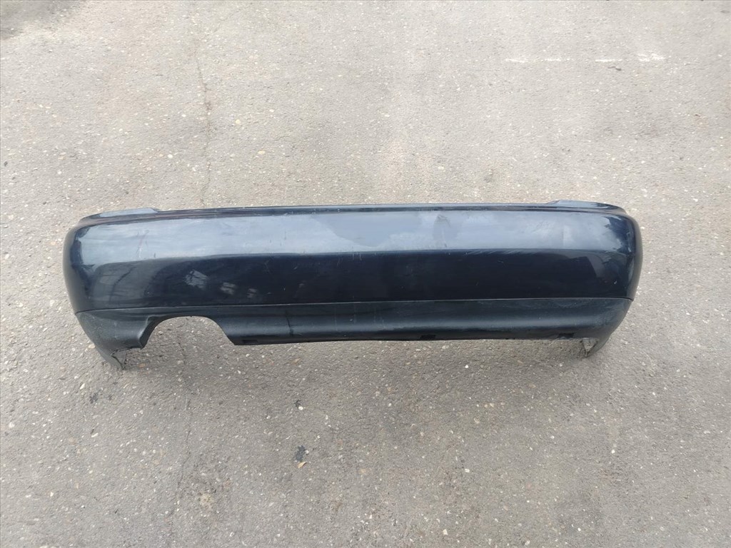 Audi A4 (B5 - 8D) hátsó lökhárító  2. kép