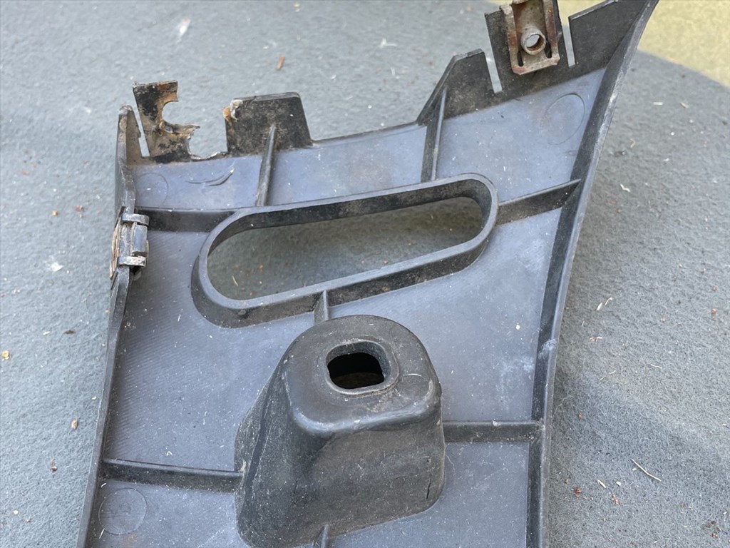 CITROËN C4 Picasso I UD_ Bal hátsó Lökhárító Tartó (Műanyag) 4. kép