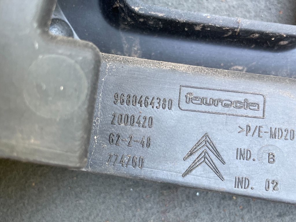 CITROËN C4 Picasso I UD_ Bal hátsó Lökhárító Tartó (Műanyag) 5. kép