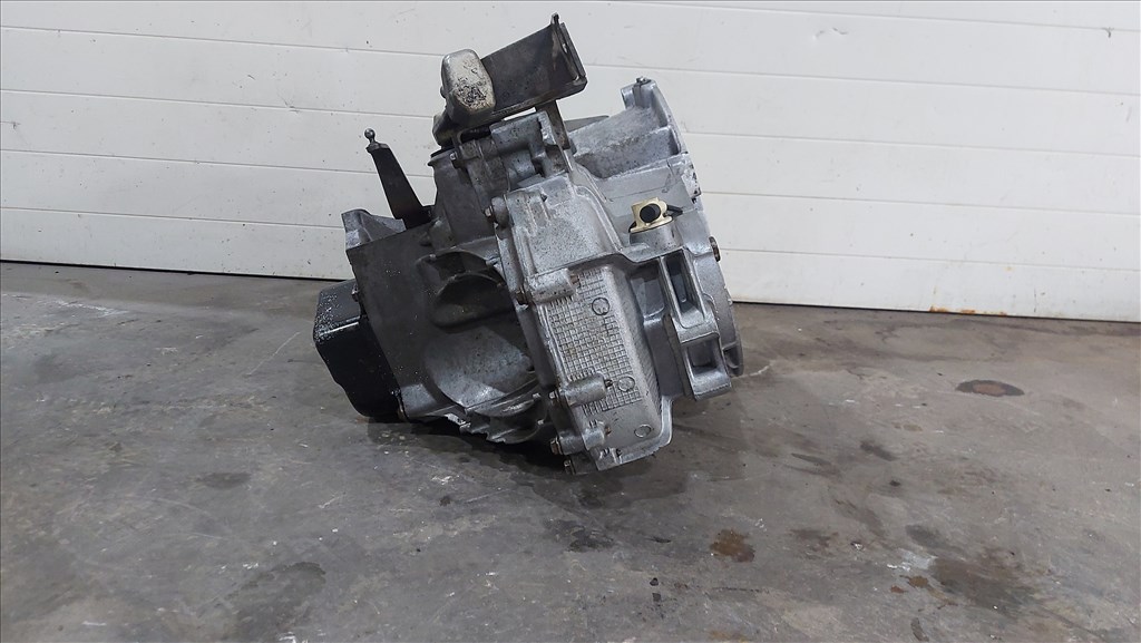 Fiat DUCATO Peugeot BOXER Citroen JUMPER 2.8 Váltó sebességváltó 7390 20km58 3. kép