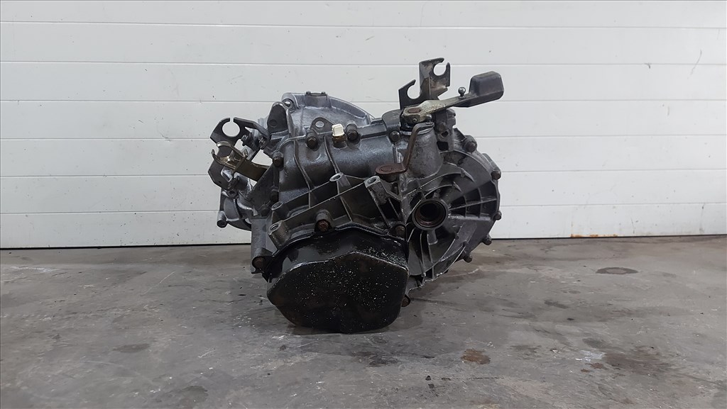 Fiat DUCATO Peugeot BOXER Citroen JUMPER 2.8 Váltó sebességváltó 7390 20km58 4. kép