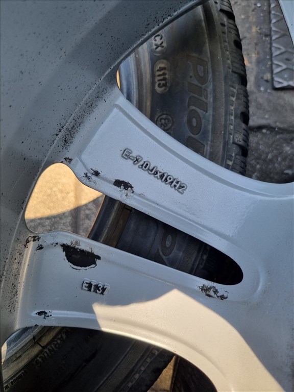  5x112 lyukosztású 7JJ 19" újszerű gyári Audi felni alufelni 5. kép