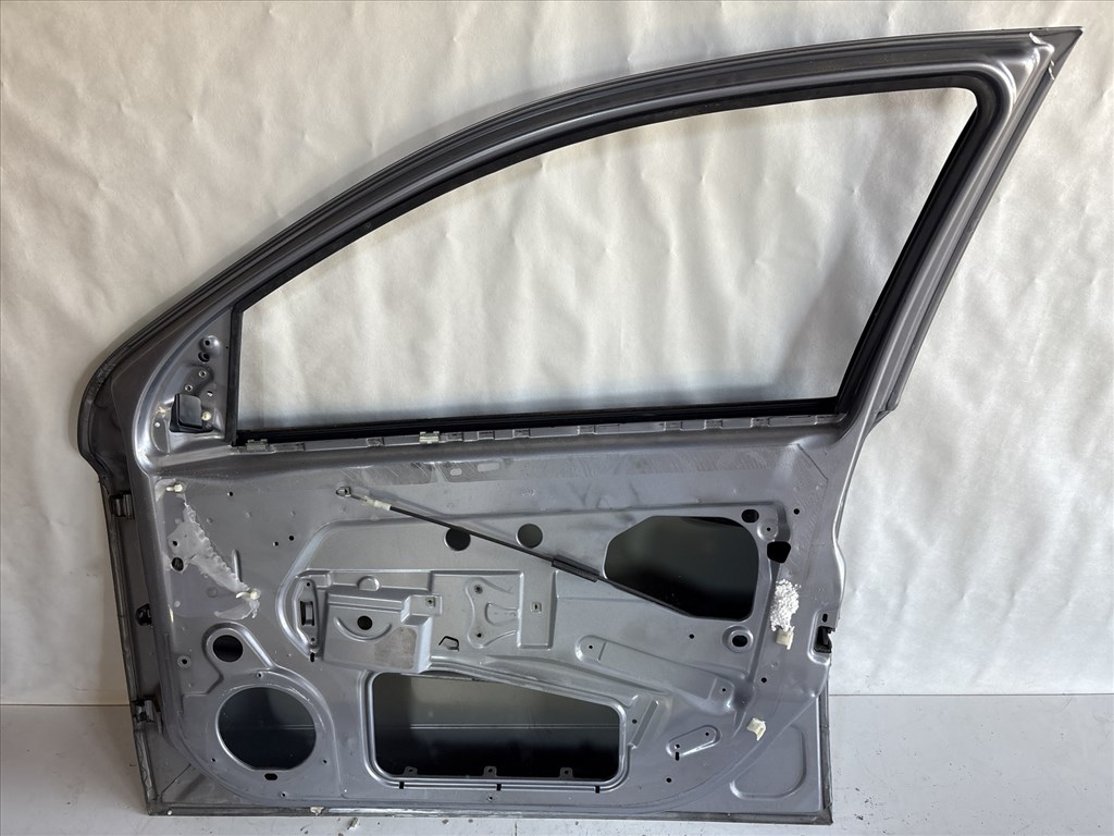 13200 Opel Astra H Jobb első Ajtó Szürke  Z163 5. kép