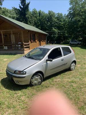 Eladó Fiat Punto 1.2 (1242 cm³, 60 PS)