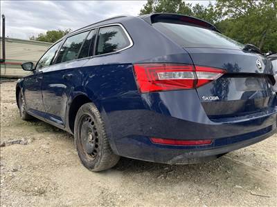 Skoda Superb III LF5A bal hátsó sárvédő 