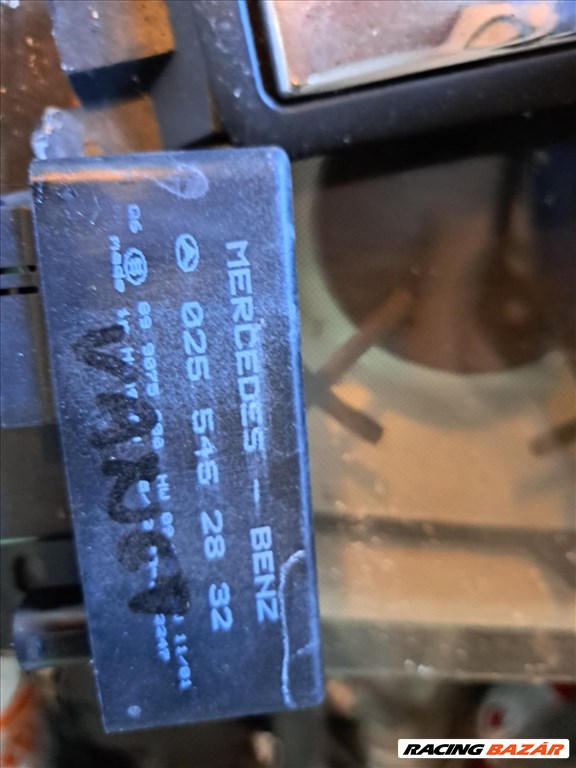 Mercedes Vaneo CDI W414 izzítórelé  0255452832 1. kép