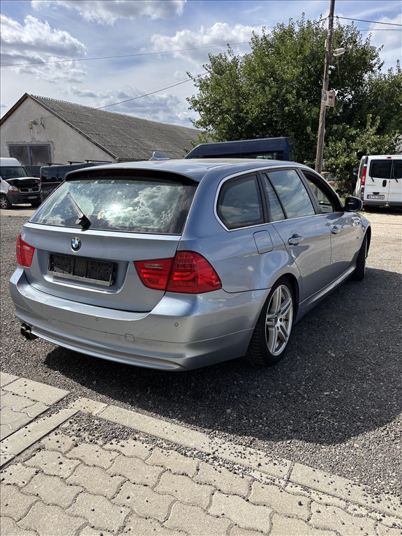 BMW LCI 330XD 245le (E90, E91, E92, E93) bontott alkatrészei 3. kép