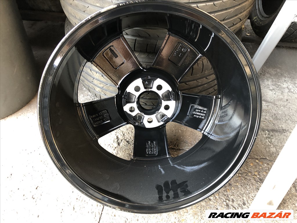 Volkswagen Polo Sport Black Edition gyári 7,5X17-es 5X100-as ET38-as könnyűfém felni garnitúra eladó 5. kép