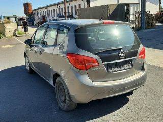 OPEL MERIVA B Bal hátsó Ablak