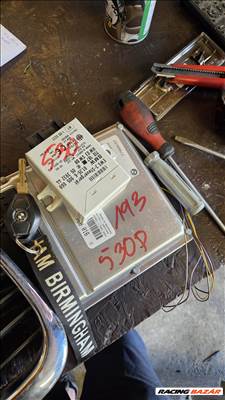 BMW 5-ös sorozat E39 bmw e39 530d motor elektronika 