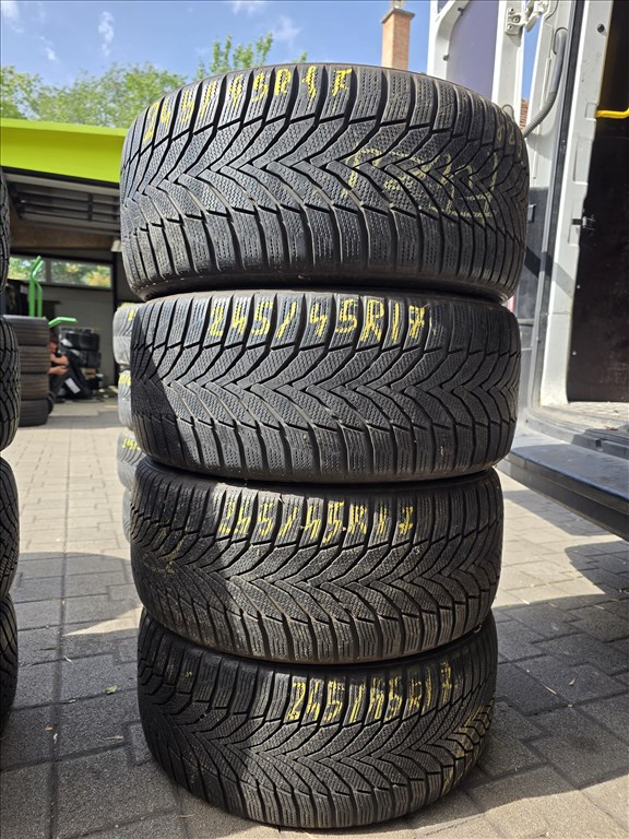  245/4517" újszerű Nexen winguard sport 2 téli gumi  1. kép