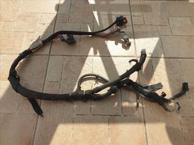 Opel Astra H 1.3 CDTI Akkumulátor kábelköteg Z13dth  55562101