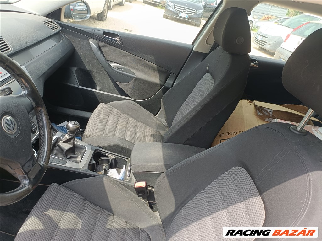 Volkswagen Passat B6 2.0Tdi(BKP) 4 Motion bontott alkatrészei, LA7T színben eladók 8. kép