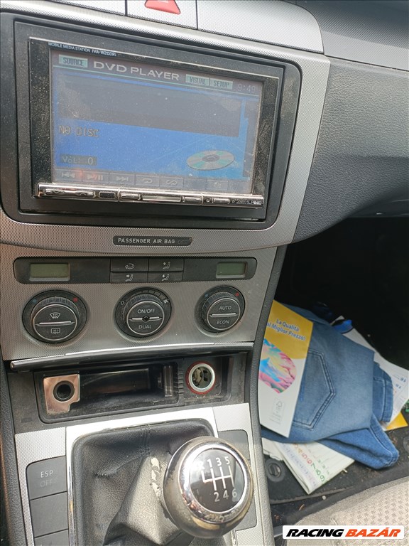 Volkswagen Passat B6 2.0Tdi(BKP) 4 Motion bontott alkatrészei, LA7T színben eladók 9. kép