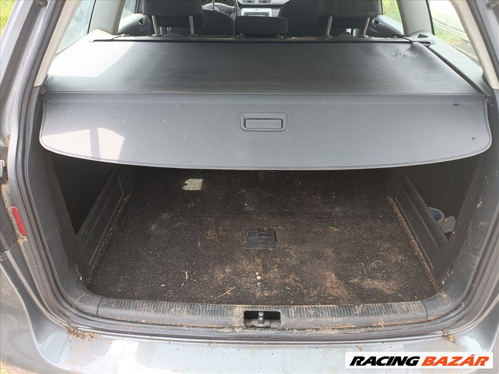 Volkswagen Passat B6 2.0Tdi(BKP) 4 Motion bontott alkatrészei, LA7T színben eladók 13. kép