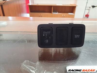 Suzuki Swift III SUZUKI SWIFT III Fényszórómagasság Állító Kapcsoló