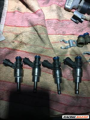 Ford mondeo mk3 1,8 SCI Injektor  bosch0261500009