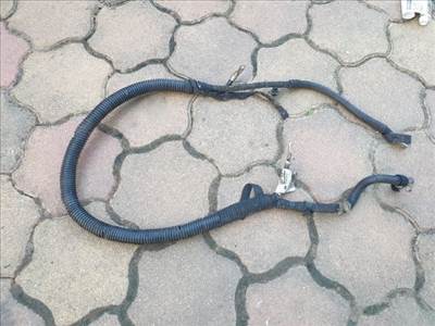Opel Astra J 1.4 Turbo Akkumulátor kábelköteg A14net  13377547