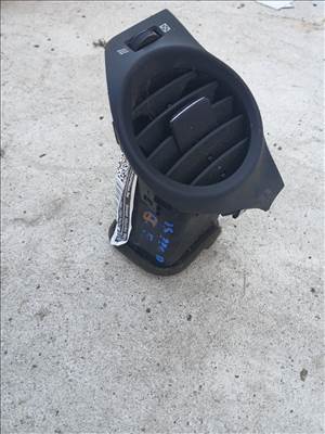 Lexus IS 220d jobb első légbeöntő 