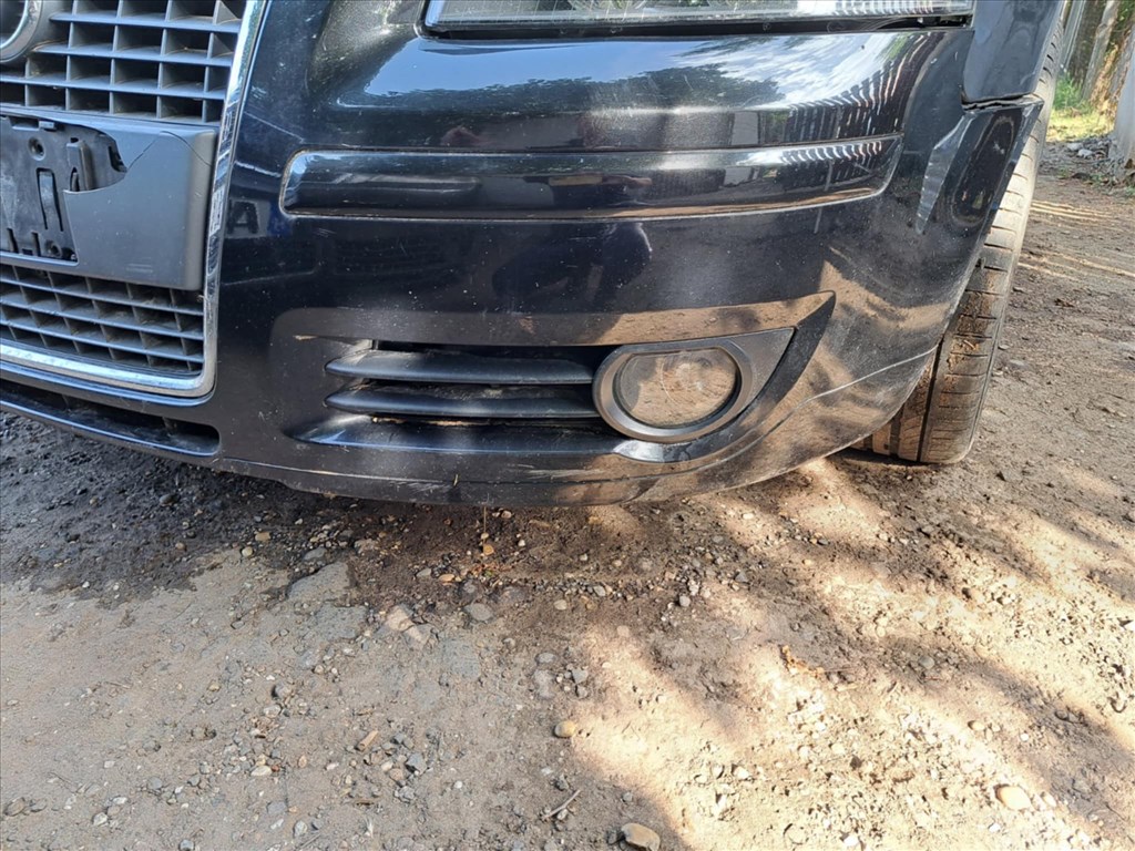 Audi A3 (8P) 3.2 quattro első lökhárító S line sérült 6. kép