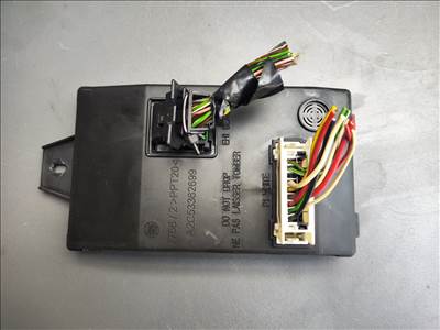 Dacia Duster I komfort elektronika 8201068829a u180126007d