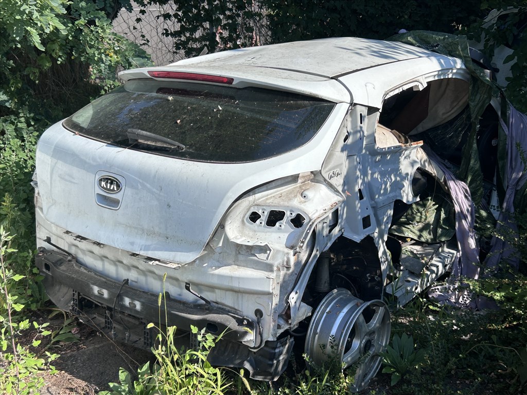 Kia proCeed 2007-12 csomagtér ajtó 1. kép