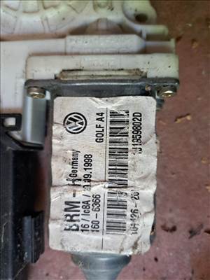 Volkswagen Golf IV jobb első ablakemelő motor  1j195802d