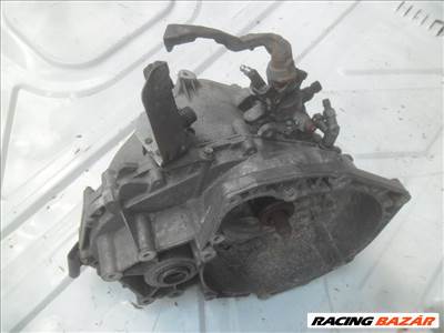 Opel Vectra C 1.9 CDTI váltó F40 6-os 55350375